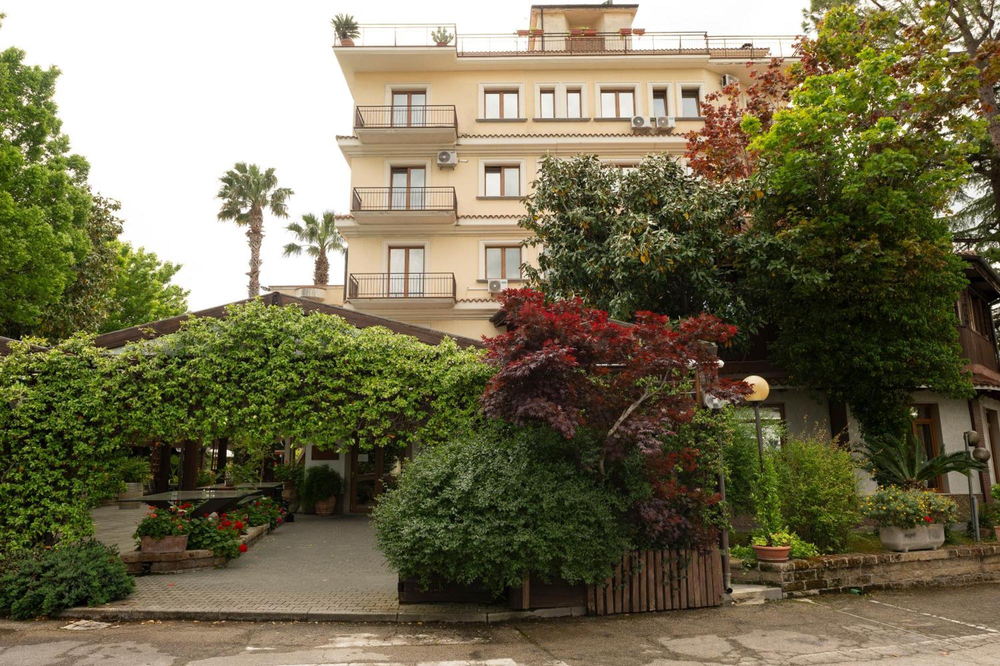 Hotel La Rotonda Cepagatti Dış mekan fotoğraf