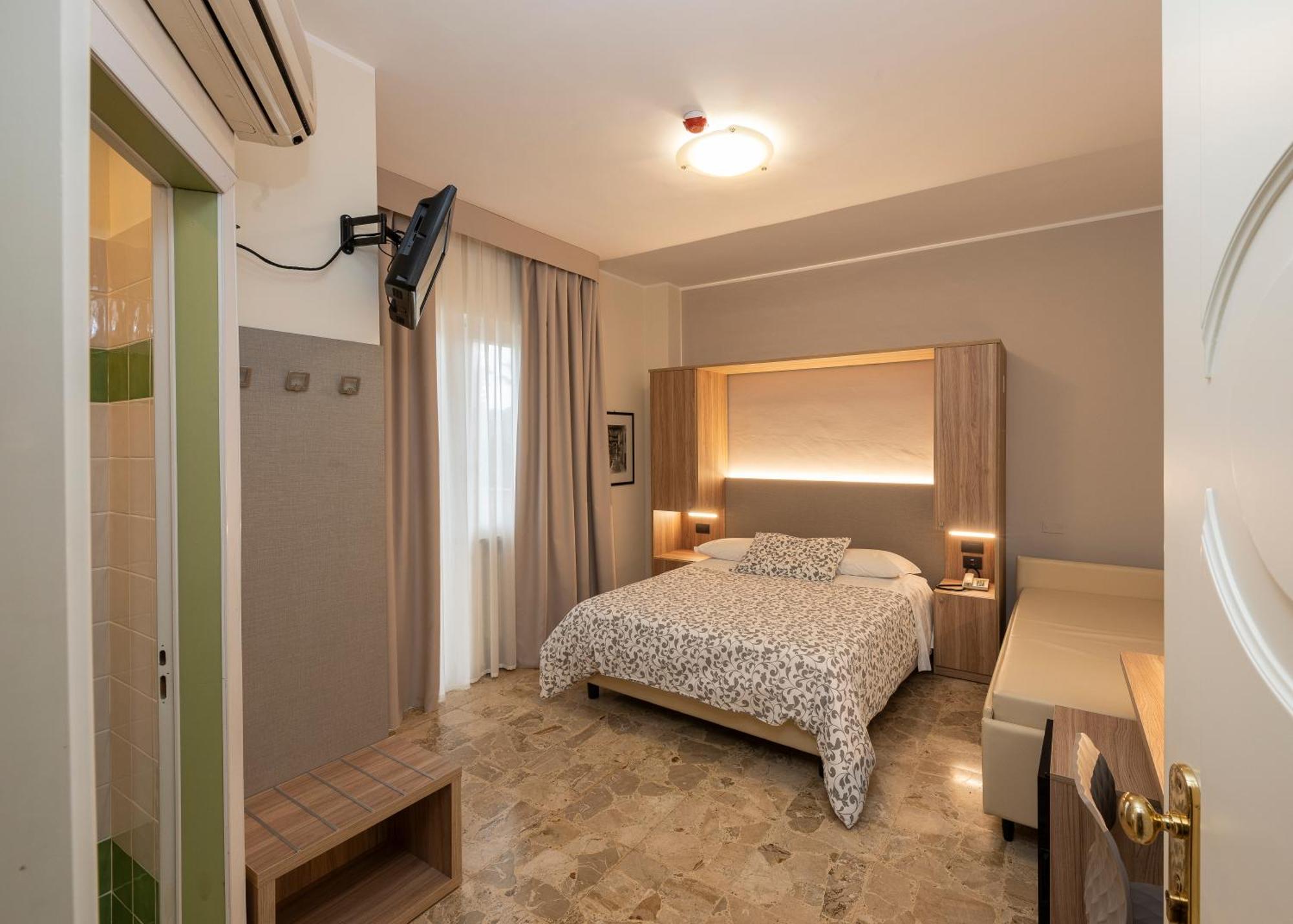 Hotel La Rotonda Cepagatti Dış mekan fotoğraf