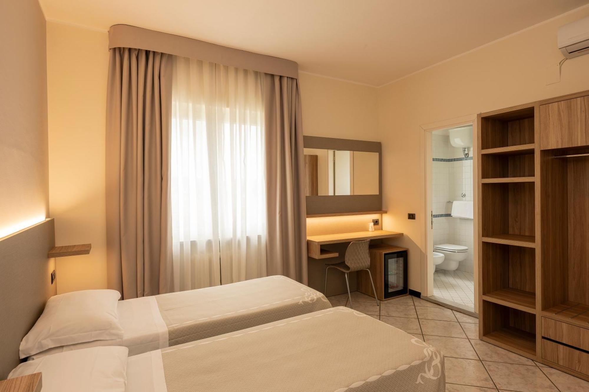 Hotel La Rotonda Cepagatti Dış mekan fotoğraf