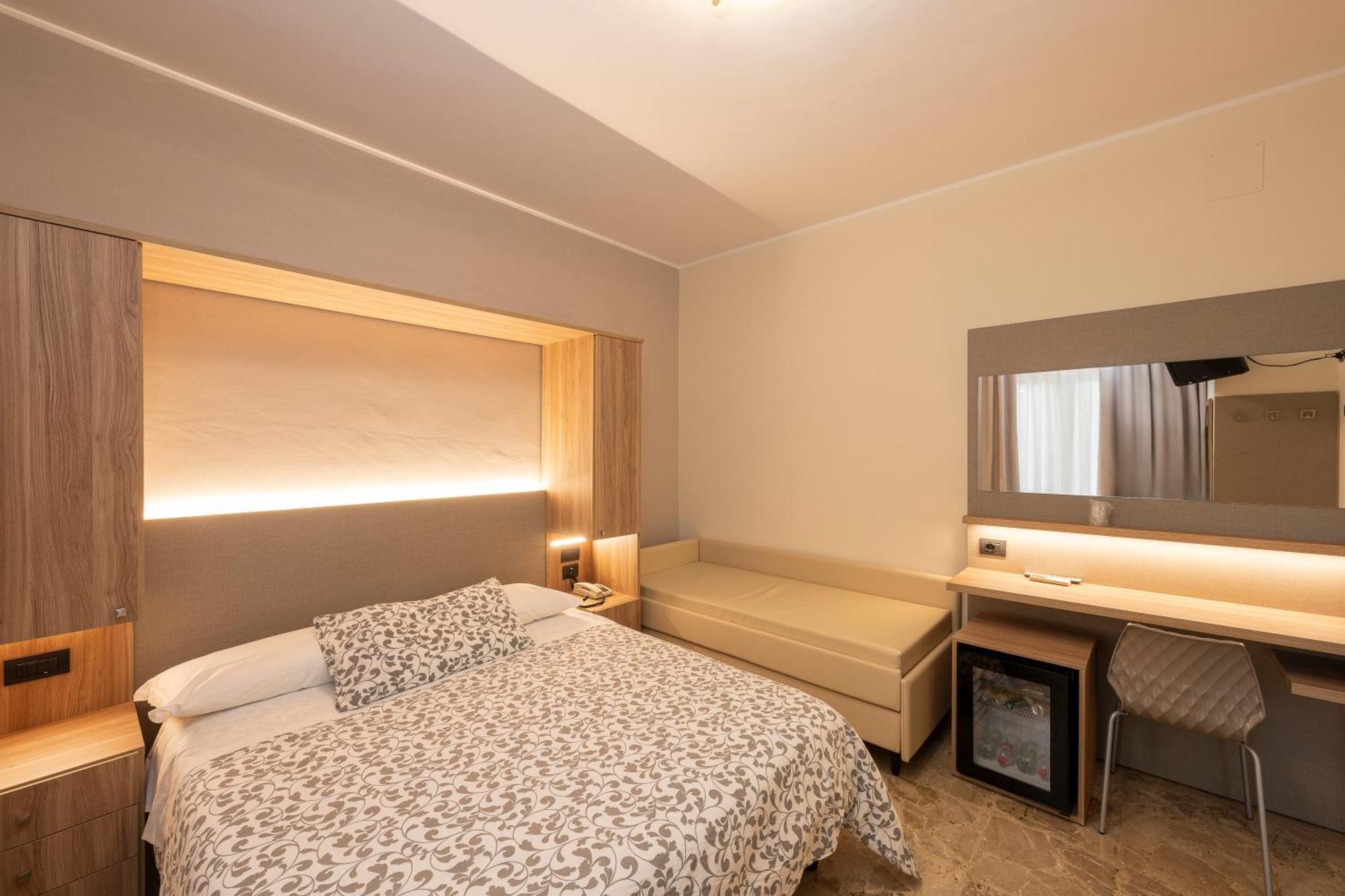 Hotel La Rotonda Cepagatti Dış mekan fotoğraf