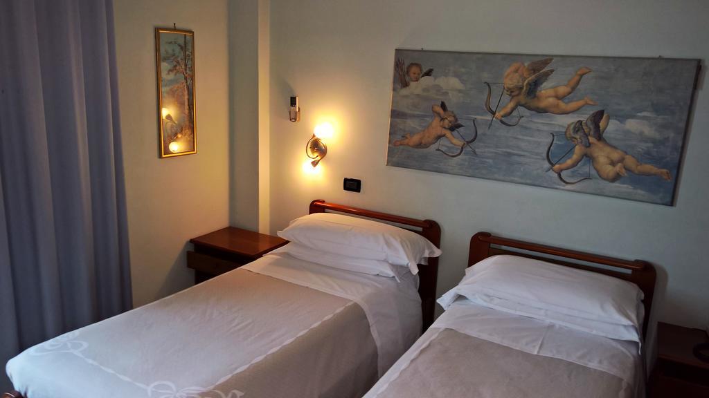 Hotel La Rotonda Cepagatti Dış mekan fotoğraf